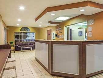 Microtel Inn By Wyndham Lexington Interior photo